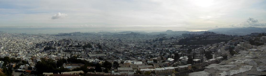 San Francisco Bay from Twin Peaks lookout<br>Location: <a href="https://www.google.com/maps/search/?api=1&query=37.75494,-122.44665" target="_new">Twin Peaks lookout</a>